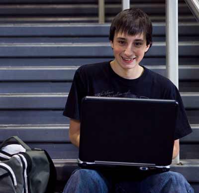 freshman with laptop