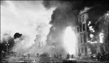 Image of Stalingrad under attack during WWII.